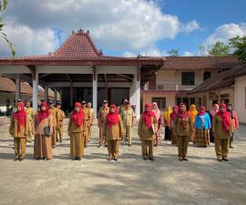 Suasana Berbeda di Kegiatan Rutin Apel Kerja Pemerintah Kalurahan Ngawis